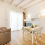 Wave Island Batt E18 Appartamento *